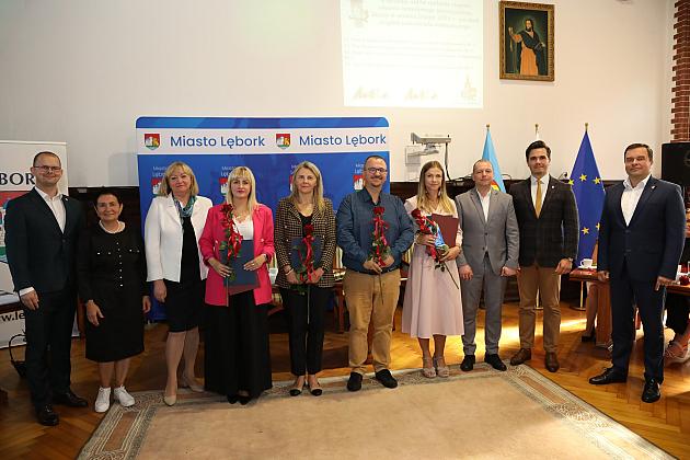 Nowy rok szkolny tuż. Jubileusze i awanse zawodowe