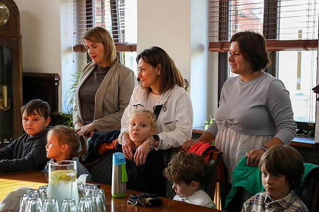 Przedszkolaki z „Baśniowego” odwiedziły Burmistrza