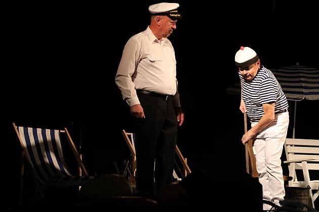 W rytmie wspomnień – zespół Bel Canto wystąpił dla lęborskich seniorów