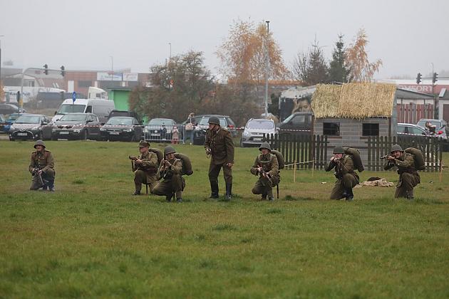 Lębork uczcił niepodległość widowiskiem o „Hubalu”