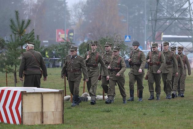 Lębork uczcił niepodległość widowiskiem o „Hubalu”