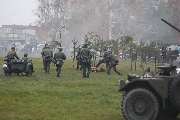 Lębork uczcił niepodległość widowiskiem o „Hubalu”