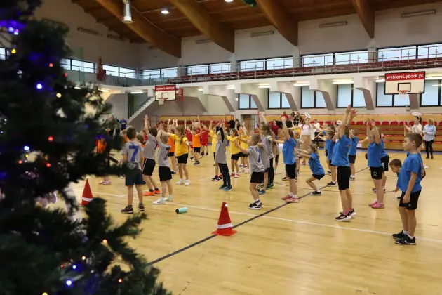 „Lęborskie pierwszaki to fajne dzieciaki” – sportowe święto najmłodszych