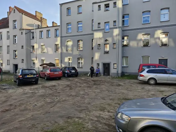 Nowy Świat w obiektywie: Relacja ze spaceru badawczego i warsztatów rewitalizacyjnych