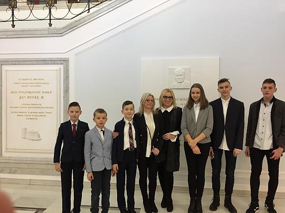 Szkoła Podstawowa nr 4 im. T. Kościuszki z tytułem laureata konkursu „Szkoła Niepodległej”