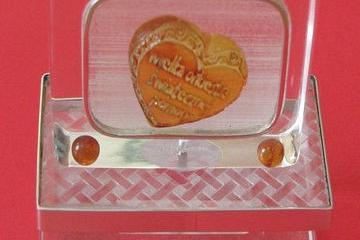 Bursztynowe serduszko lęborskiej Orkiestry