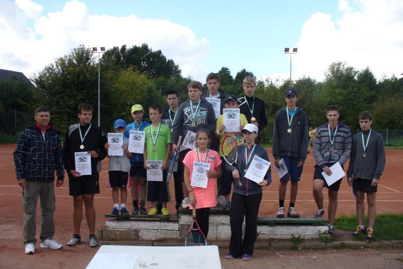 Tenisowe zmagania szkół