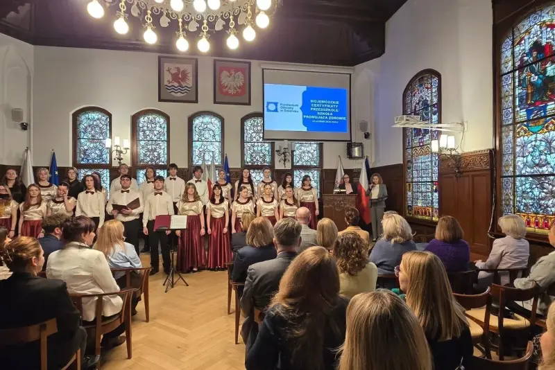 „Trójka” i Przedszkole nr 2 wśród najlepszych - lęborskie placówki z prestiżowym wyróżnieniem