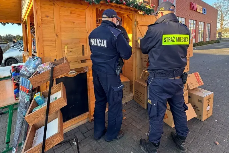 Strażnicy miejscy i policjanci kontrolują punkty sprzedaży fajerwerków na terenie Lęborka